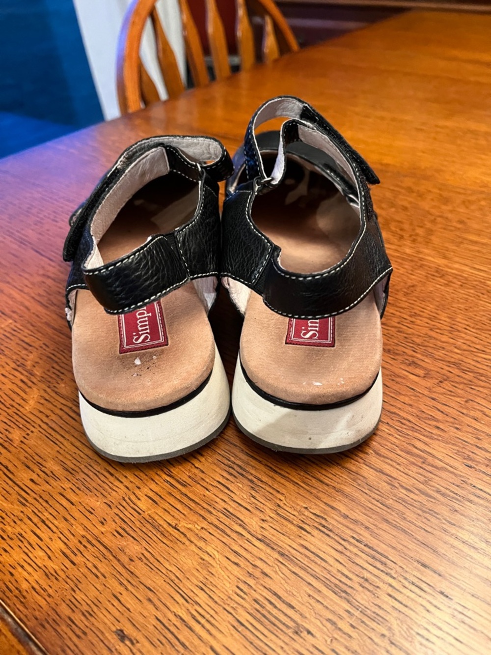 Simple Black Leather Slingback Clog Sandal, size 10 - Picture 4 of 6